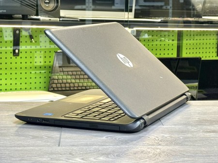 HP 15-f024wm 3